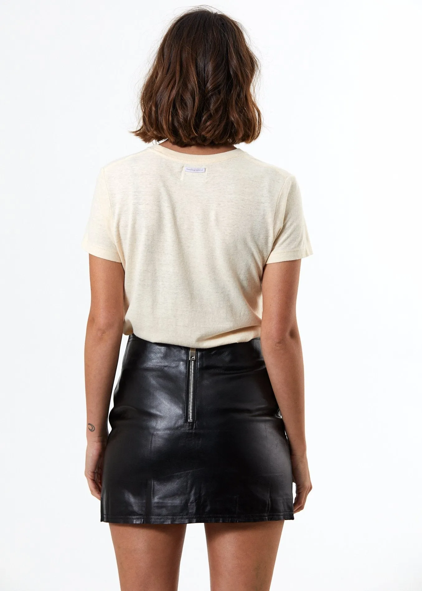 Afends Womens Hemp Basics - Standard Fit Tee 2.0
