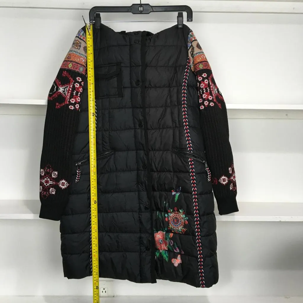 Desigual Hoodied Stamped Winter Padded Georgia Coat