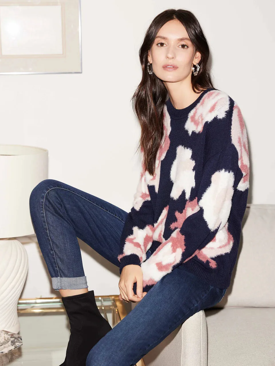Hairy Yarn Floral Sweater - Navy