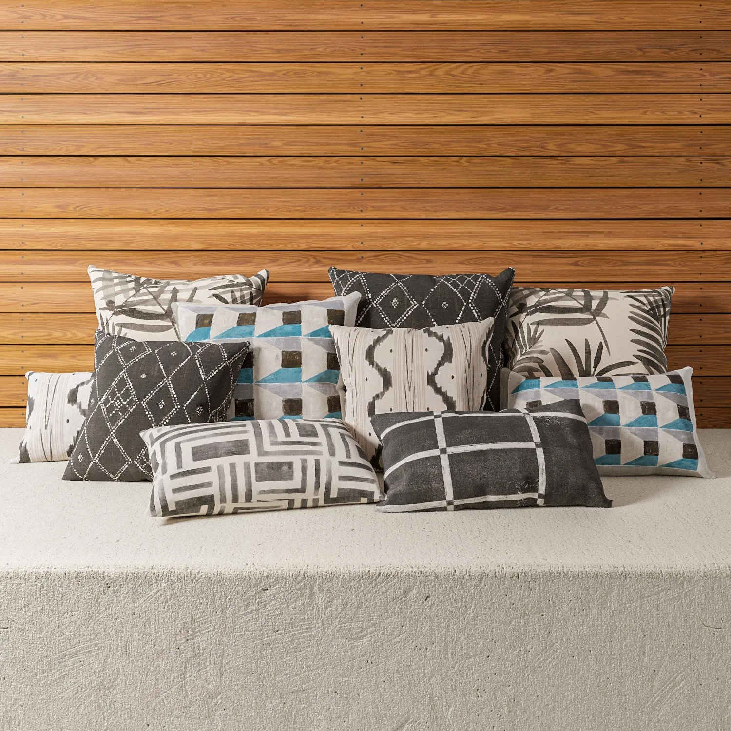 Indoor / Outdoor Pillow - Black & White Bold Strokes