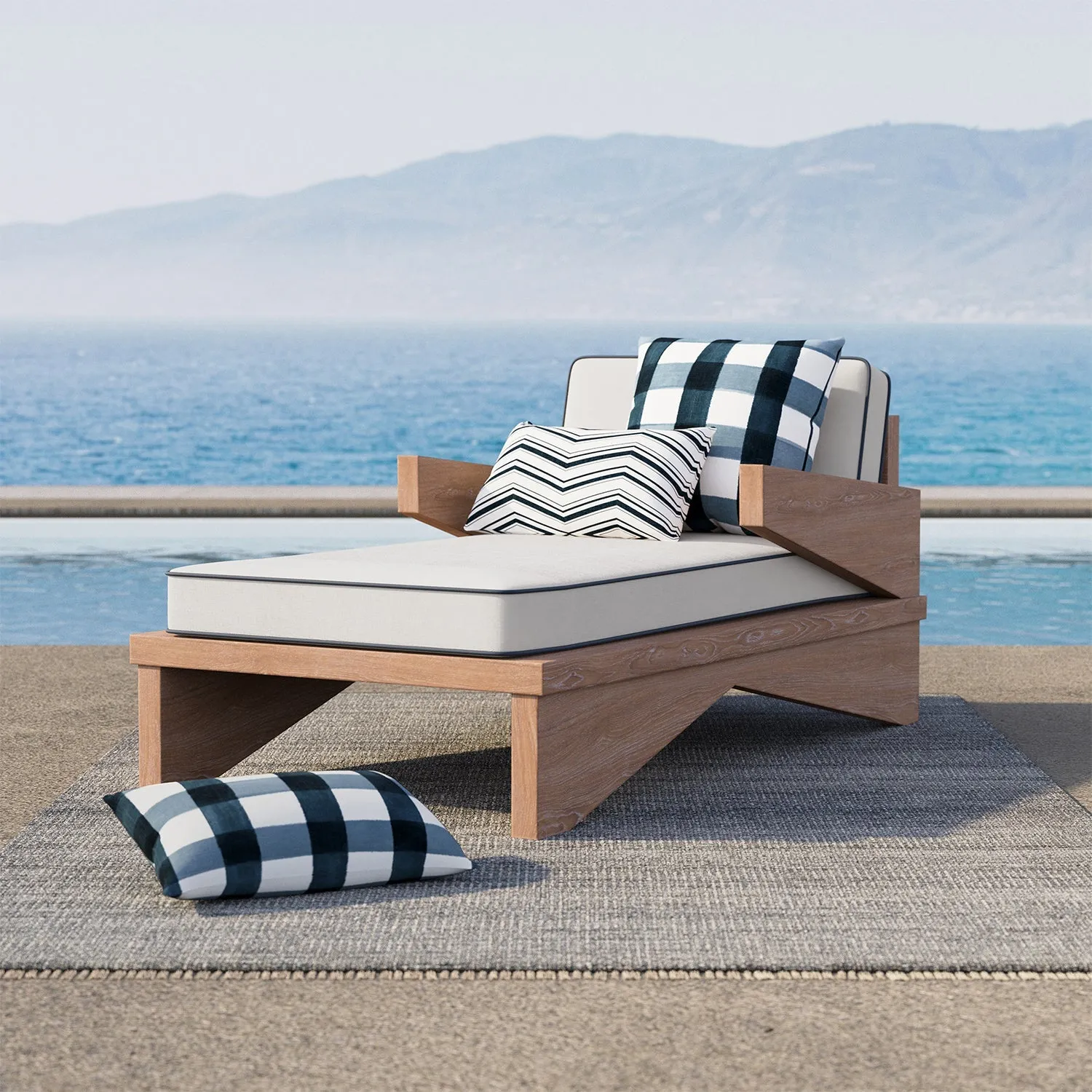 Indoor / Outdoor Pillow - Painterly Check (Navy)