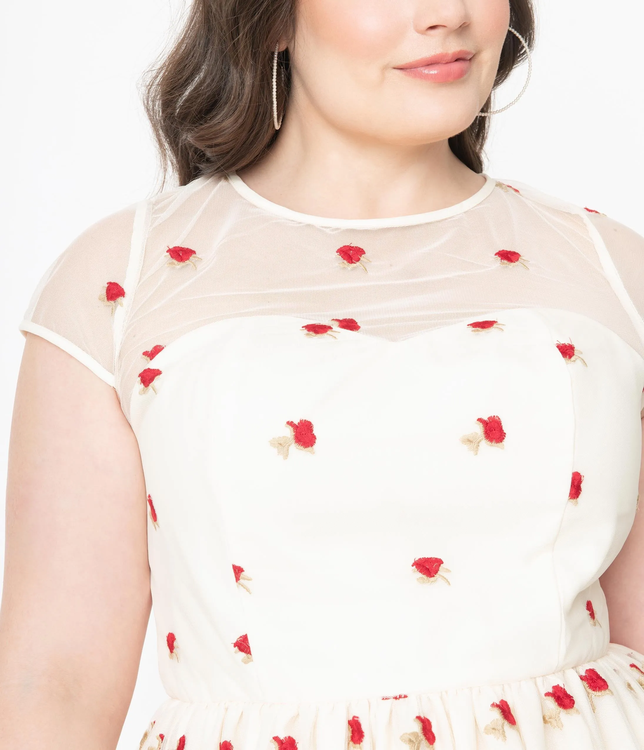 Plus Size 1950s Cream & Red Rose Floral Melissa Swing Dress
