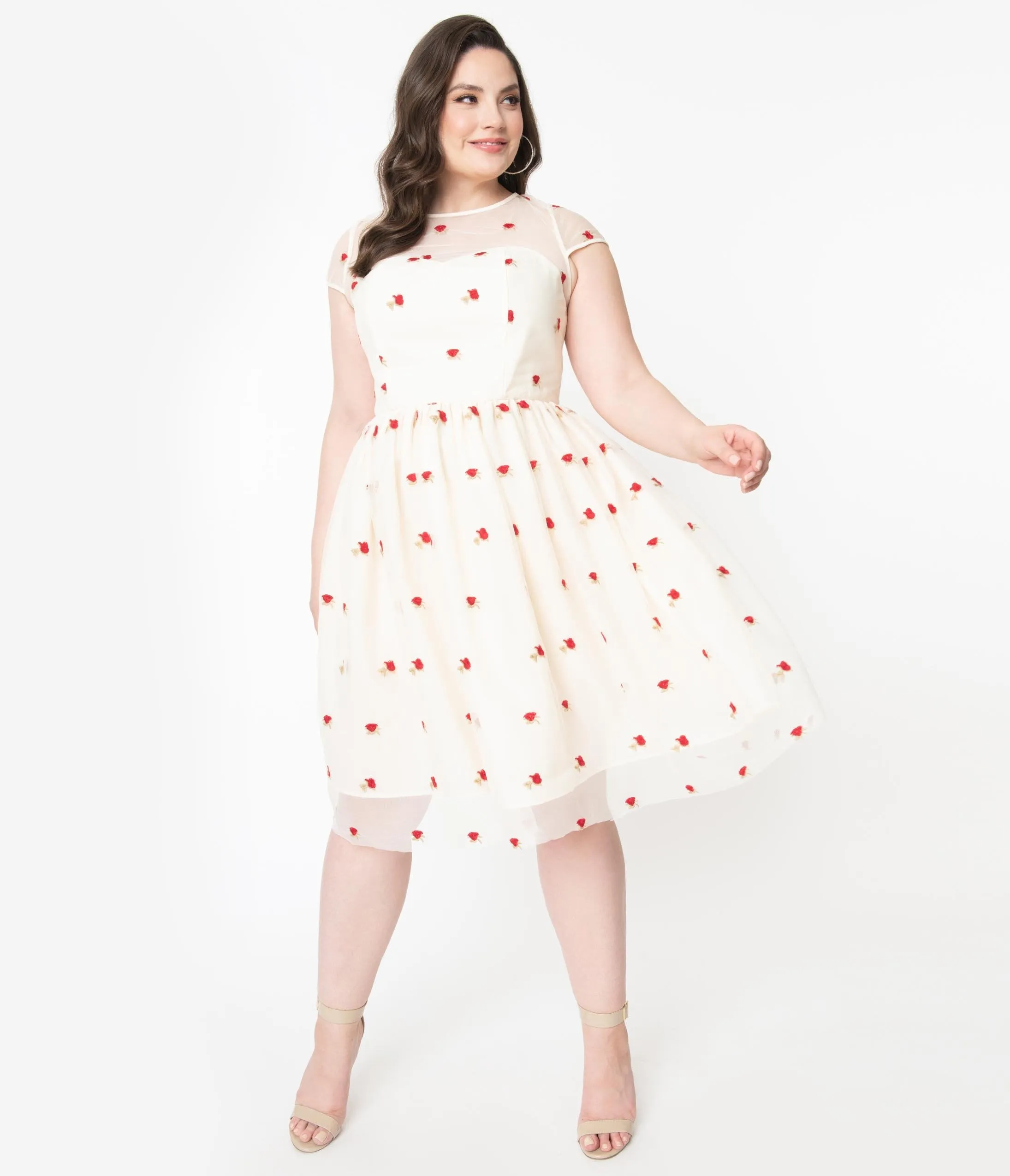 Plus Size 1950s Cream & Red Rose Floral Melissa Swing Dress